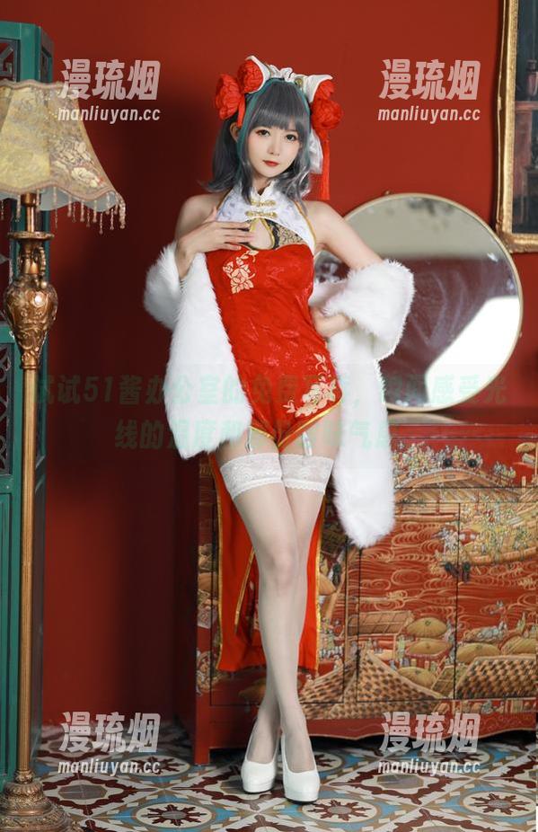51酱 试试51酱办公室的免费写真,瞬间感受光线的温度和那份暧昧气息。