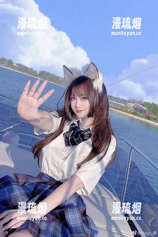 Halo_酱 Halo_酱的私房写真,粉色的温暖令人消瘆。