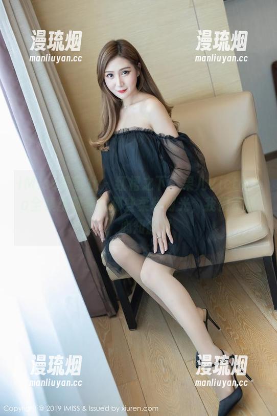 IMiss爱蜜社-果儿Victoria IMiss爱蜜社 - 红裙之下:果儿Victoria全集里藏着的那些柔软时光,我们不说,心知肚明