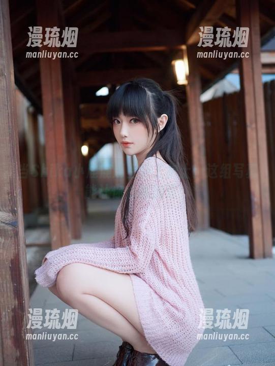 Shika小鹿鹿 当Shika小鹿鹿遇上特工护士:这组写真能让你心跳加速!