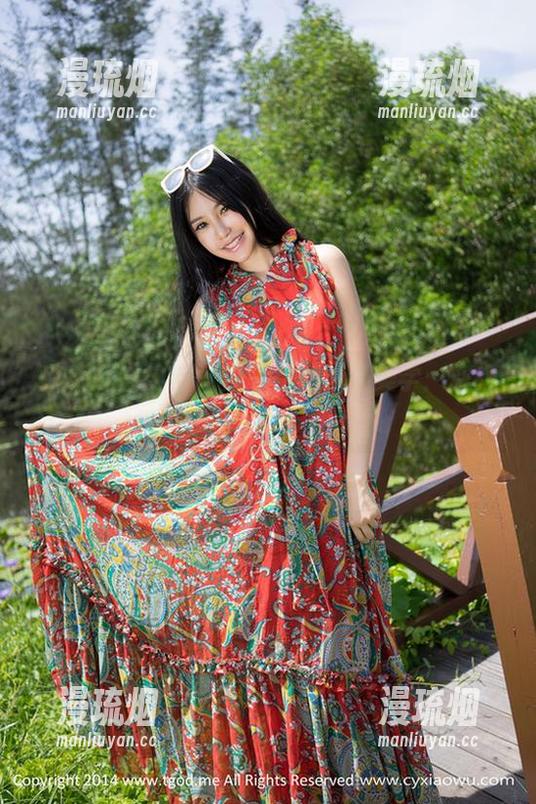 TGOD推女神-魏扭扭 TGOD推女神 - 魏扭扭的眼镜美学:您绝不能错过的写真精选