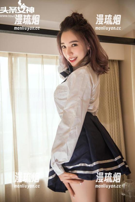 TouTiao头条女神-瑞宝儿 TouTiao头条女神 - 瑞宝儿的私房写真:姐姐与镜头间的默契合作