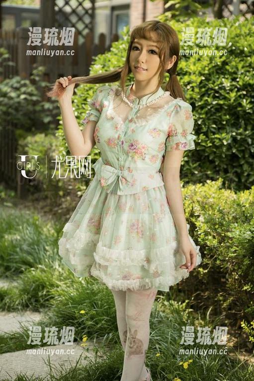 UGirls尤果网-黛蓓琪 UGirls尤果网 - 看黛蓓琪如何在夏日阳光下闪耀——原图和图包都有哟!