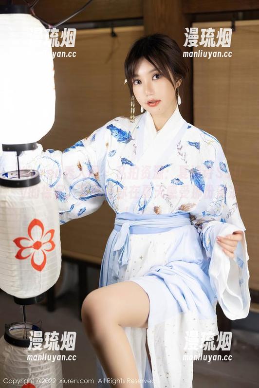Xiuren秀人网-夏诗诗Sally Xiuren秀人网 - 私拍资源:夏诗诗Sally的裸足,足够让你在夏天感受那份清凉!