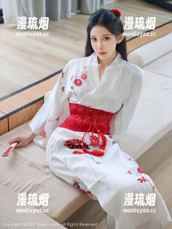 Xiuren秀人网-子纯儿Annie Xiuren秀人网 - 穿在身上的梦:子纯儿Annie连衣裙写真里的气温与气息