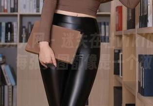 Xiuren秀人网 - 迷失在杜viki的礼服梦境：每张美图都像是一个故事