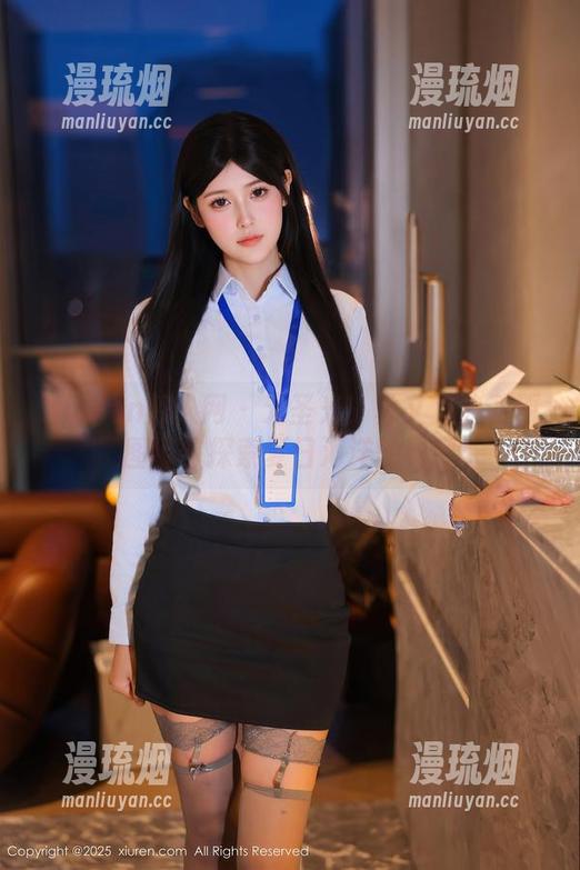 Xiuren秀人网-林文文 Xiuren秀人网 - 无圣光!林文文泳装原图带你探索夏日海洋的秘密