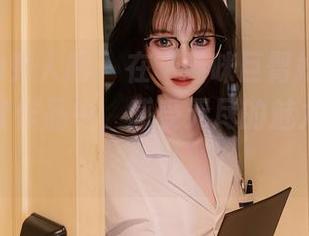 Xiuren秀人网 - 在“猫咪巨臀妹妹”的女仆全套作品中，感受无尽的魅力与小秘密。