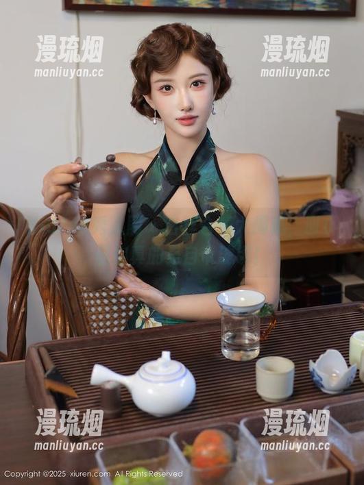 Xiuren秀人网 - 白丝合集大揭秘，谢小蒽你真的是自带滤镜！