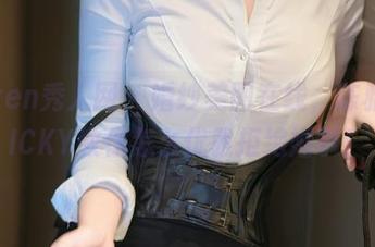 Xiuren秀人网 - 婚纱美图在线，陈雅漫VICKY教你怎么优雅拒绝婚事！