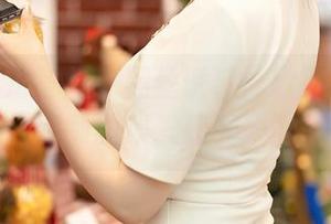 YouMi尤蜜荟 - 黑丝诱惑：欧阳LuLu专属定制图集，感受一下！