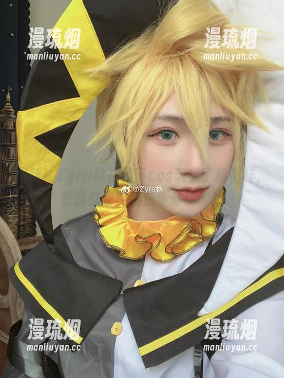 Zyra秋 最新!Zyra秋把吊带cos玩出了新花样,衣服都快要变成小动物了!
