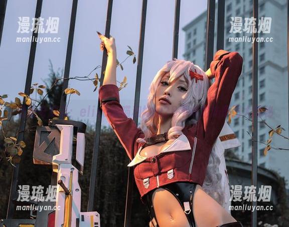 eliza喵喵 壁纸奇遇记:eliza喵喵和她的2B不祥姐妹原图大揭秘