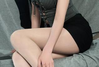 丽柜 - 敏儿的私房吊带合集：这得承包我一天的幻想！