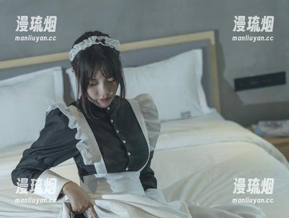 今汐 藏在天台的回忆:今汐JK合集,来看一场意外的美丽邂逅。