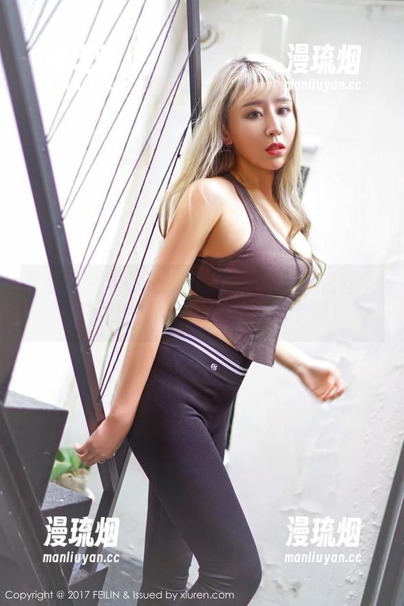 嗲囡囡-施忆佳KITTY 嗲囡囡 - 职场风云与美图杂谈:施忆佳KITTY的职业装,时尚不再是个事!
