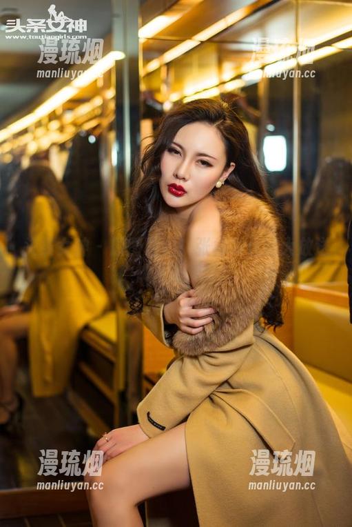 头条女神-张梓柔 头条女神 - 原图来啦!张梓柔长腿大放送,快来围观啊!