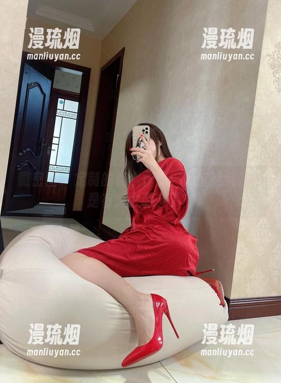 奶宝妹纸 微密圈 - 定制的奶牛作品:奶宝妹纸是不是有点太调皮了?