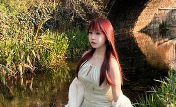 来吧，看宝儿mysterial丝袜的图片，你绝不会后悔浪费这时间！