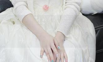 小众视觉 - 敏儿与女友的在线写真，感受那股轻柔的气息