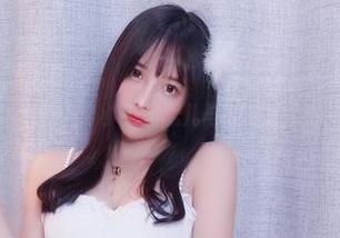 套图里的秘密花园：小小奶瓶儿与纯欲吊带的无圣光调调