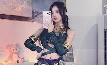 福利满满的小小奶瓶儿：双马尾制服师生剧情，不看会遗憾！