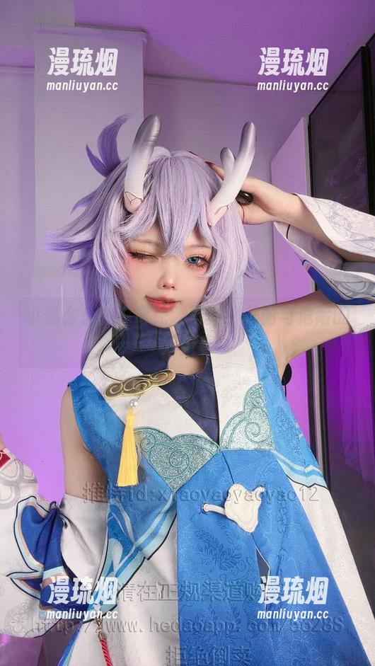 小瑶幺幺 小瑶幺幺的“毒蛇”写真:美丽与危险的双重奏
