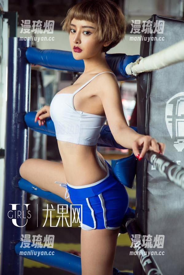 尤果网-朱赢 尤果网 - 泳池边的朱赢:免费获得她绝美图片的机会!