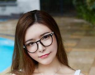 尤物馆 - 厨娘的诱惑：Cris_卓娅祺——原图资源一网打尽，你的胃可以幸福起来！
