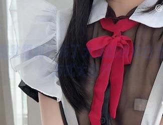 追求极致福利！布丁大法的连体白丝写真方式大公开