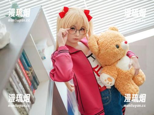 幼水铃衣 沉浸在幼水铃衣的比基尼梦中,套图如阳光般灿烂,无圣光也闪耀。