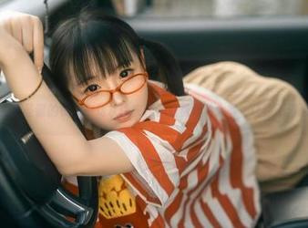 想要感受圣诞的快乐？幼水铃衣送你免费图片大餐，让你不再孤单！
