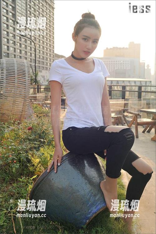 异思趣向-小宝 异思趣向 - 红裙女神小宝有话说:分享一下她背后的那些小秘密吧!