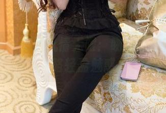 推女郎 - 空姐风情无限：吻熙图包带你领略轻盈魅惑