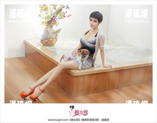 推女郎 - 在水中嬉戏的曾水，泳衣私拍原图，恍惚间看见梦想的倒影。
