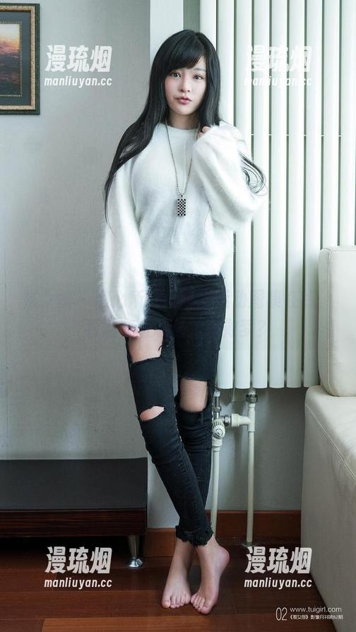 推女郎-连欣 推女郎 - 随心所欲:连欣运动图集在线,看她在运动还是在做梦?