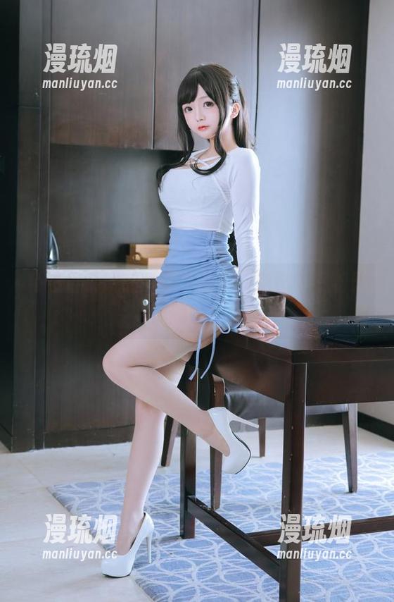 日奈娇 精选日奈娇的睡美人自摄,原图中藏着天使的鼾声!
