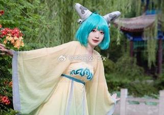 没事儿就看看桃墨公子罗莎莉亚的免费合集，心情瞬间好起来！