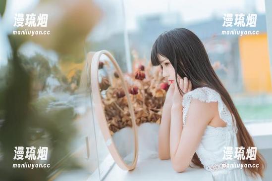 探秘桜桃喵的高跟鞋，高清壁纸里藏着的秘密你知道吗？
