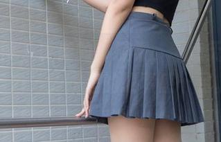 梦丝女神 - 璇璇的体操服，带点无圣光的魔力，美图里的故事感十足。