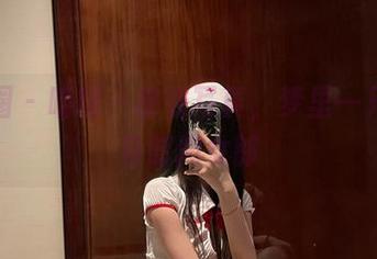 微密圈 - 喵喵～皮衣写真，梦里一只喵化身时尚女郎