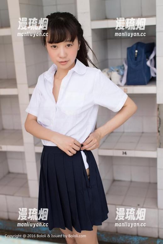 波萝社 - 猫九酱Sakura学姐：你想要的不是只是一张图片，而是心动的下载！
