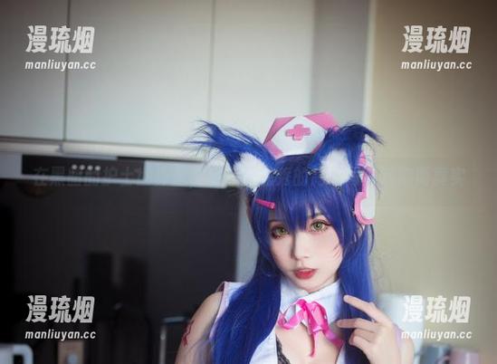 在黑暗的护士世界里，清颜真德秀的高清写真迷离而真实