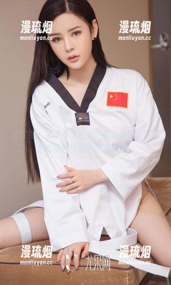 爱尤物-雪千寻大白兔 爱尤物 - 雪千寻大白兔的黑白迷雾,带你走进图片资源的神秘森林!