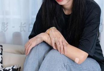 甜予摄影 - 长白棉袜套图，齐齐的日常软萌小秘密