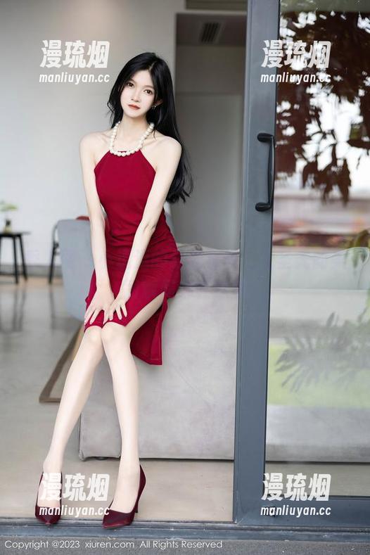 秀人网-小逗逗 秀人网 - 小逗逗的红裙写真,无圣光的美丽瞬间都在这里