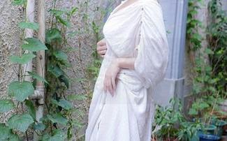 秀人网 - 油田溪溪教你如何在圣诞节滚出精彩：原图与资源不孤单。