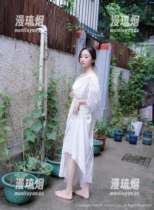 秀人网-油田溪溪 秀人网 - 油田溪溪教你如何在圣诞节滚出精彩:原图与资源不孤单。