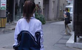 秀人网 - 高清写真下的萝莉悠悠酱，连衣裙在阳光中轻舞，心都跟着飘了！