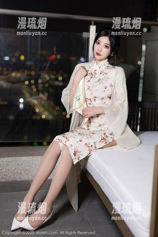 秀人网-陈大榕 秀人网 - 当吊带遇上陈大榕的写真更新,触感好似夏日微风